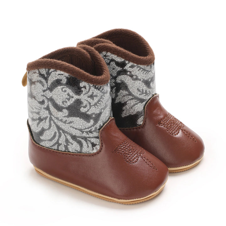 Fashionable and popular baby shoes